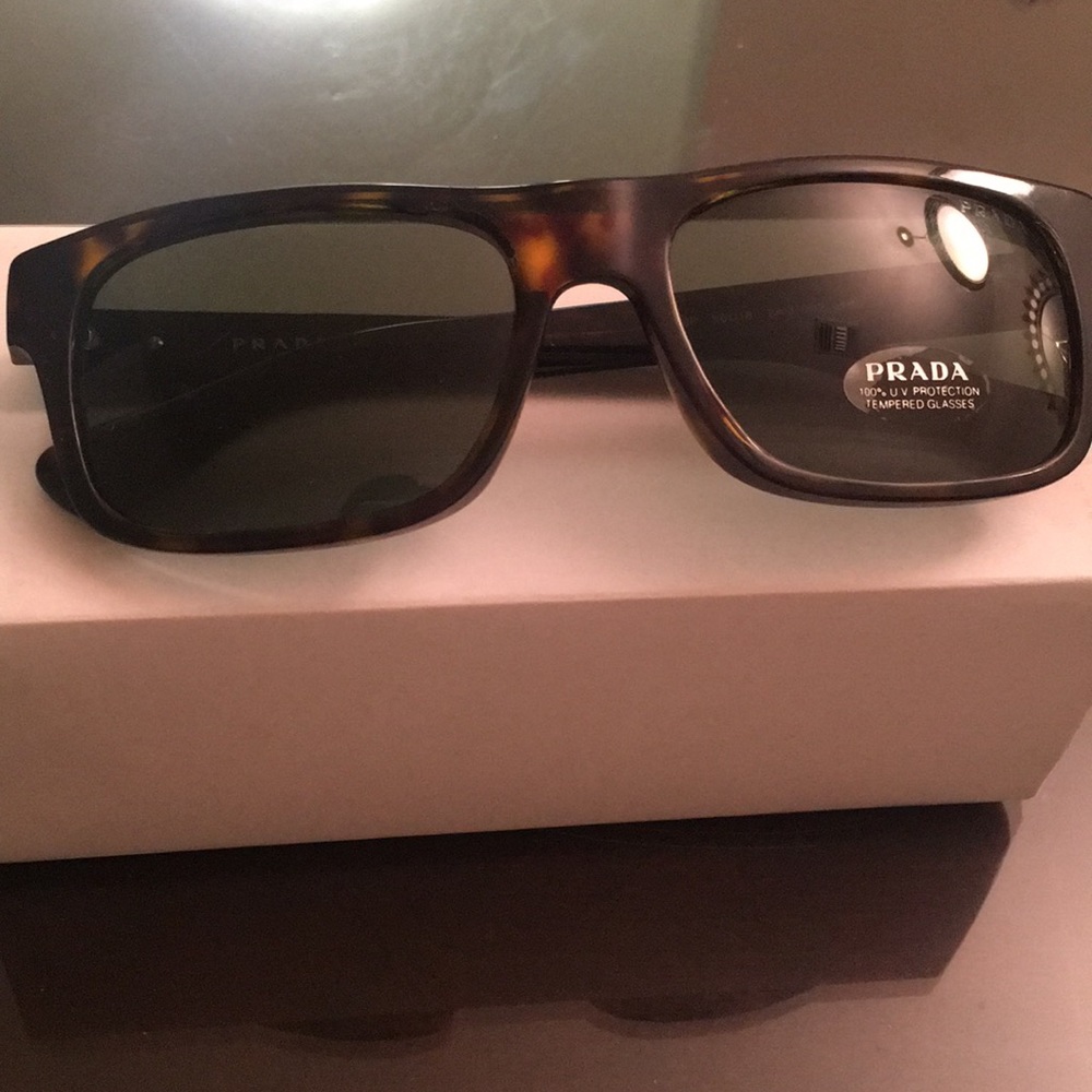 men’s prada sunglasses spr18p 2au-0b2 56/18